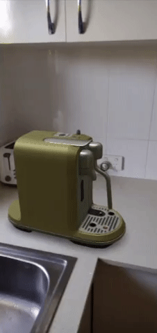 video of an augmented reality app on a mobile phone